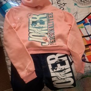 Joker personalitee pullovers